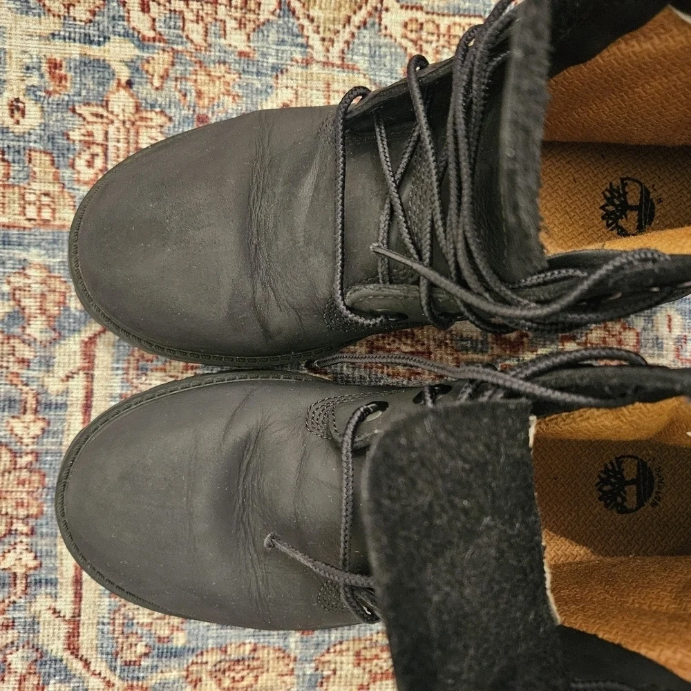 Timberland Premium 6-Inch Waterproof Boot - SIZE 5 boy/ 6.5-7Wmns